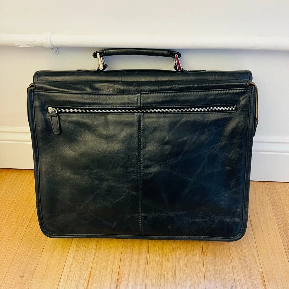 High End Quality Leather Men’s Briefcase**Grey w/Dustbag $895
